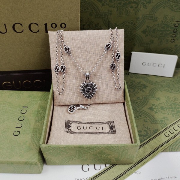 Jewelry Gucci 740