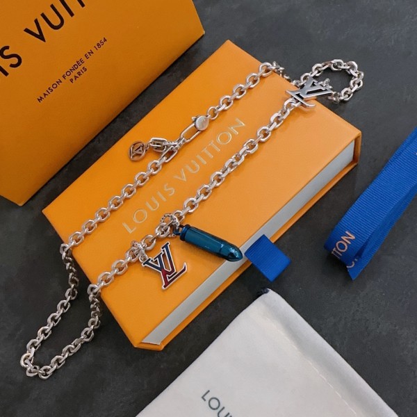 Jewelry Louis Vuitton 353