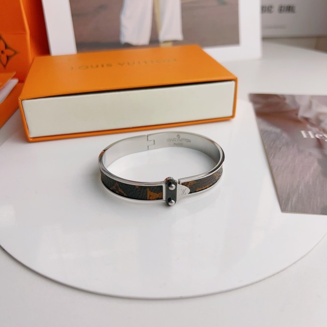 Jewelry Louis Vuitton 343