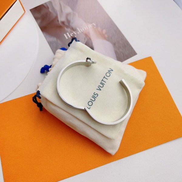 Jewelry Louis Vuitton 343