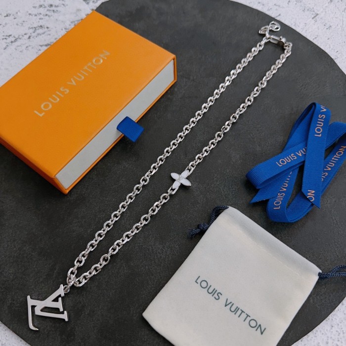 Jewelry Louis Vuitton 34