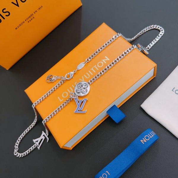 Jewelry Louis Vuitton 345