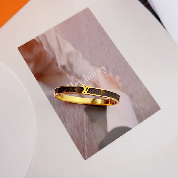 Jewelry Louis Vuitton 340