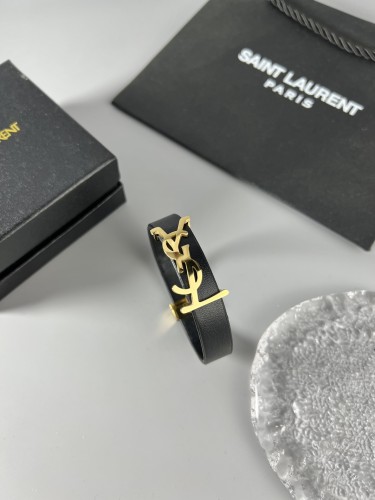 Jewelry yves saint laurent 137