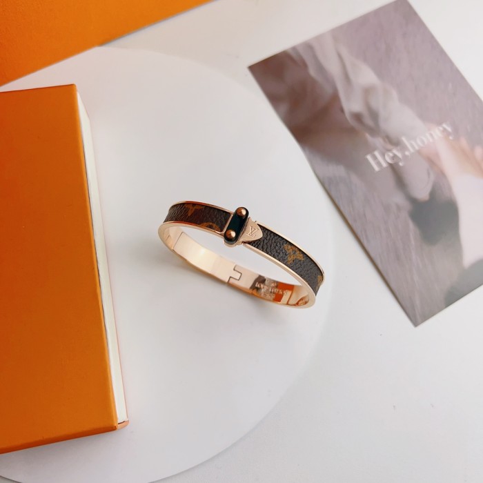 Jewelry Louis Vuitton 342