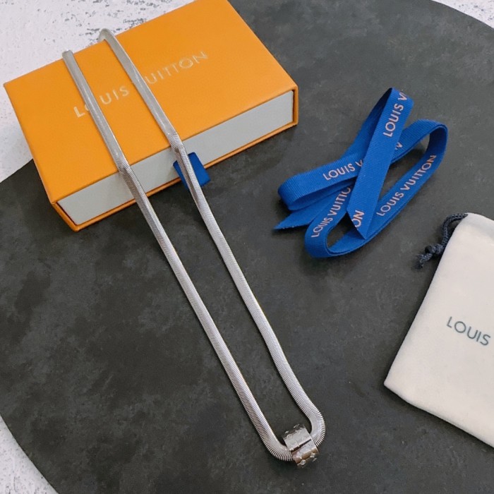 Jewelry Louis Vuitton 337