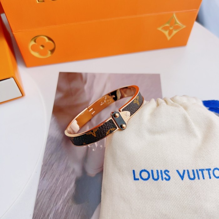 Jewelry Louis Vuitton 342