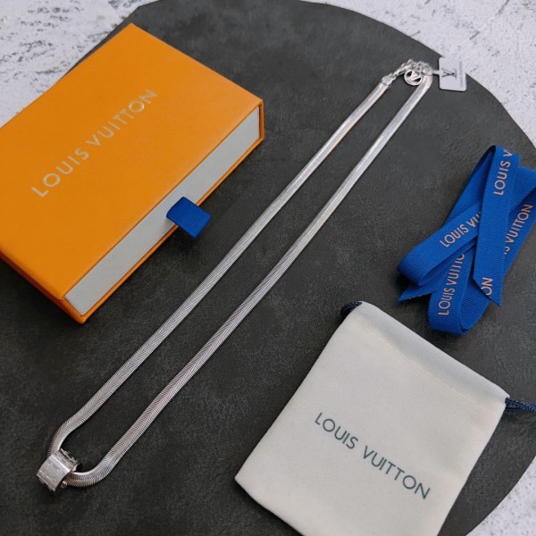 Jewelry Louis Vuitton 337