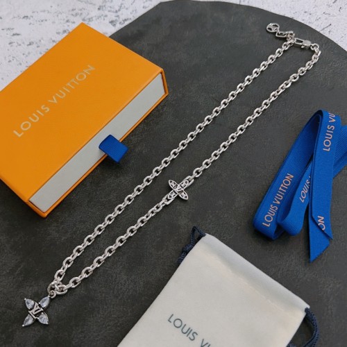 Jewelry Louis Vuitton 335