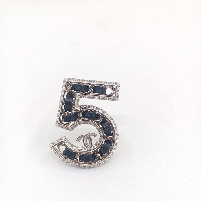 Jewelry Chanel 1660