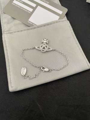 Jewelry vivienne westwood 149