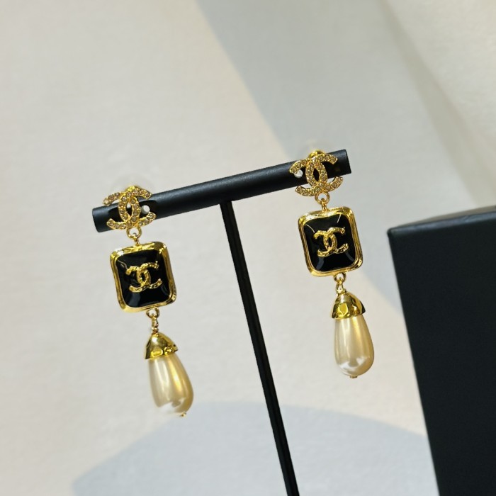 Jewelry Chanel 1696