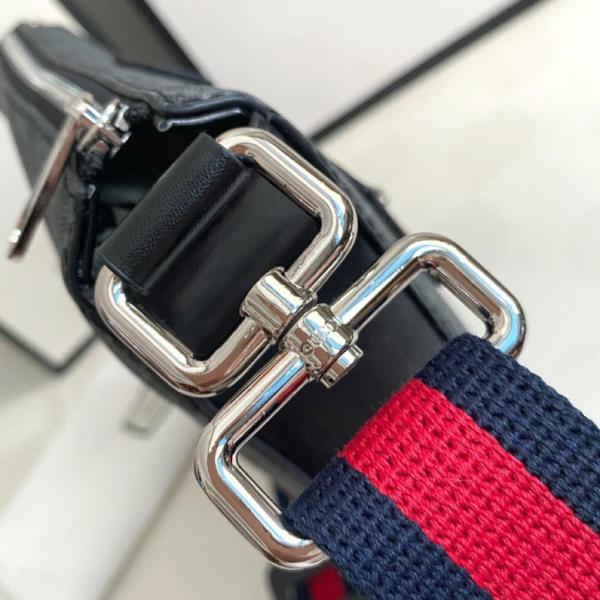 Handbag  Gucci  523599  size  21-23-4  cm