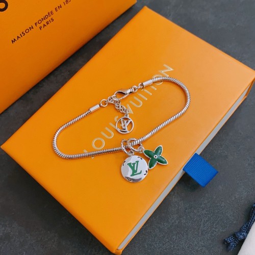 Jewelry Louis Vuitton 362