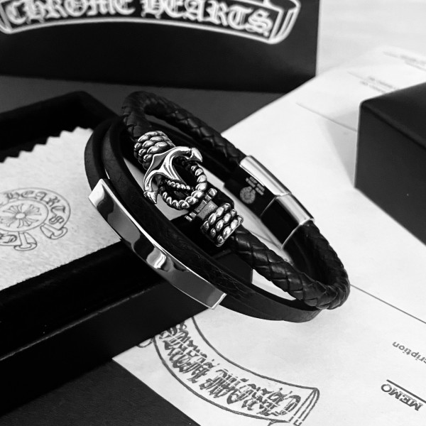 Jewelry chrome hearts 640