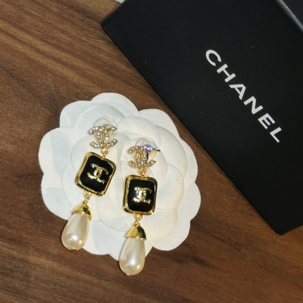 Jewelry Chanel 1696