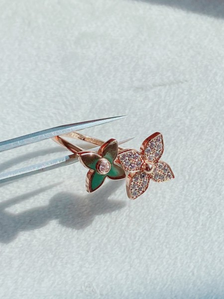 Jewelry Louis Vuitton 368