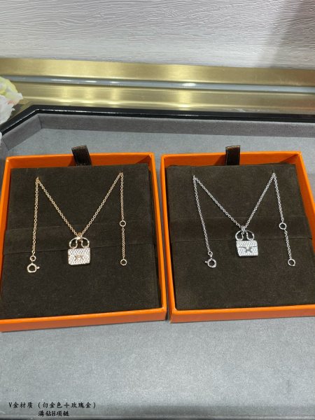 Jewelry Louis Vuitton 402