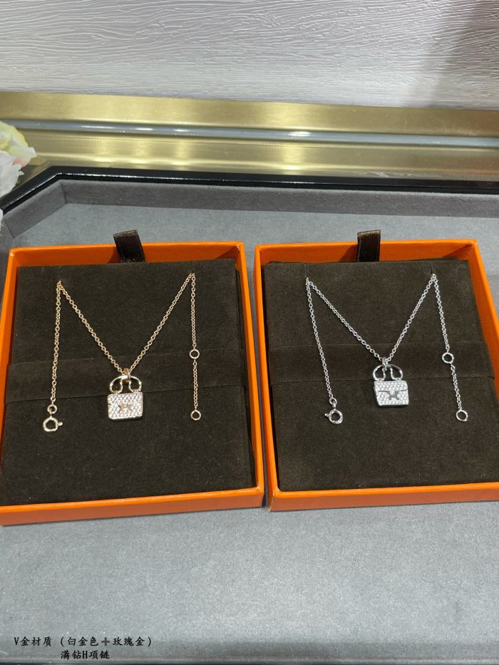 Jewelry Louis Vuitton 402