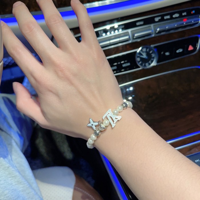 Jewelry Louis Vuitton 380