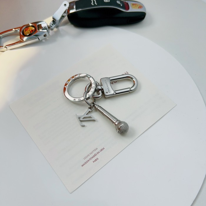 Jewelry Louis Vuitton 389