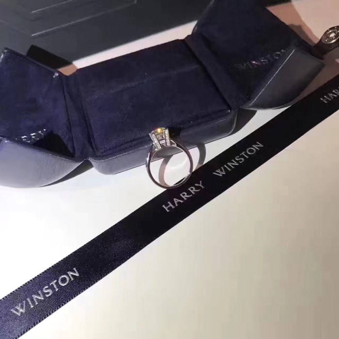 Jewelry Harry Winston 45