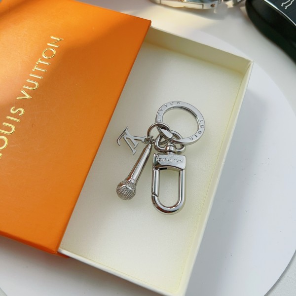 Jewelry Louis Vuitton 389