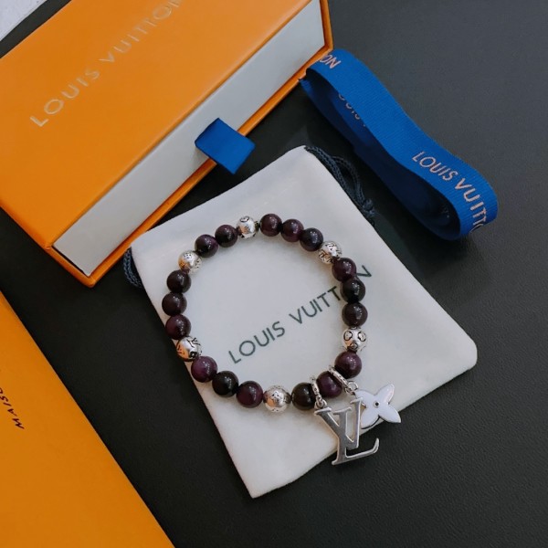 Jewelry Louis Vuitton 379