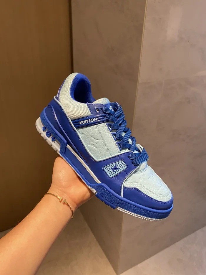 LOUIS VUITTON Trainers 'Blue'