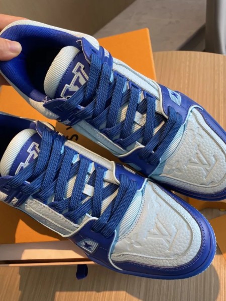 LOUIS VUITTON Trainers 'Blue'