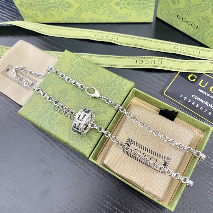 Jewelry Gucci 822