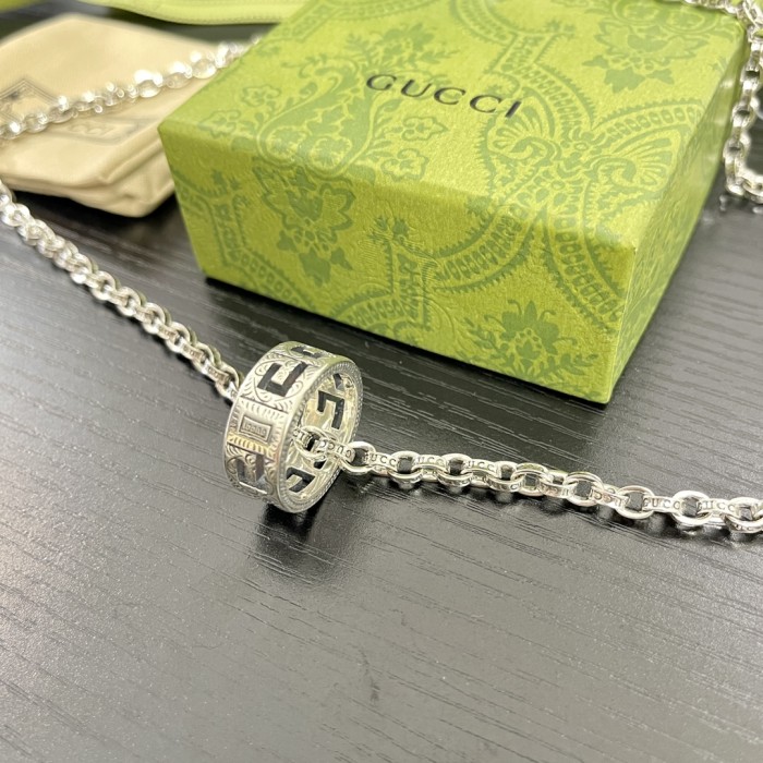 Jewelry Gucci 822
