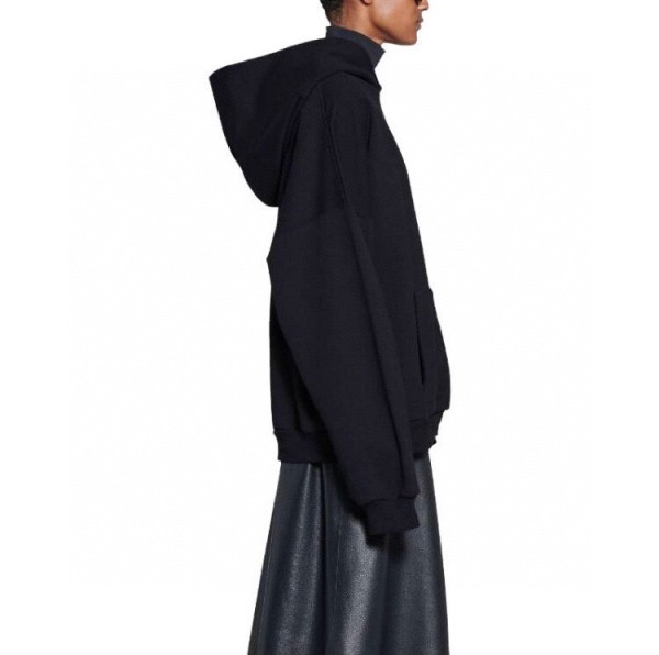 Clothes Balenciaga 401