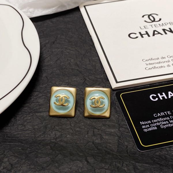 Jewelry Chanel 1810