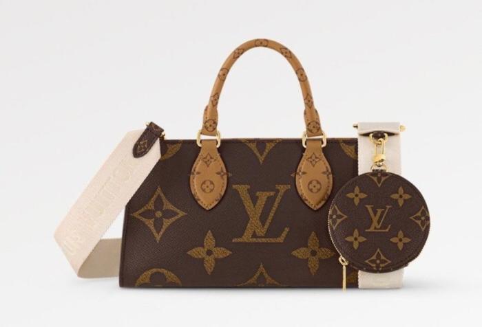 Handbag Louis Vuitton M46653 size 25*13*10cm