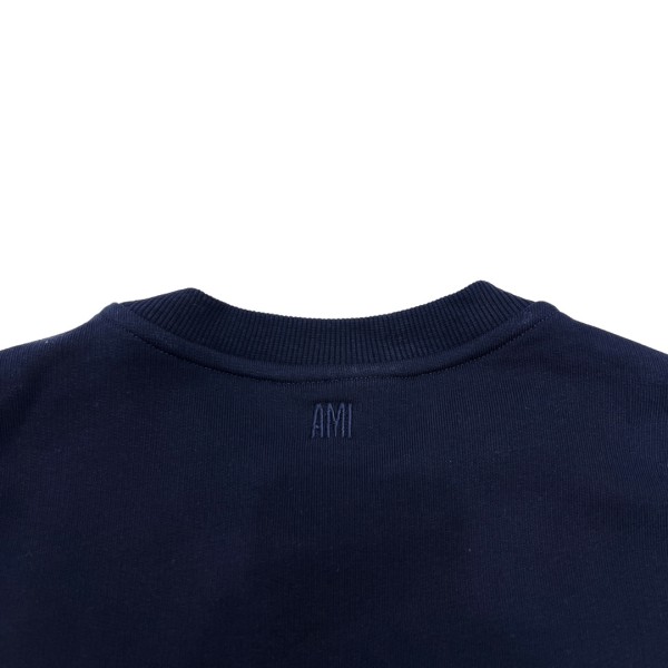 Clothes AMI 15