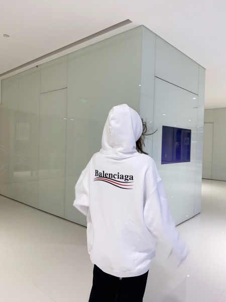 Clothes Balenciaga 470