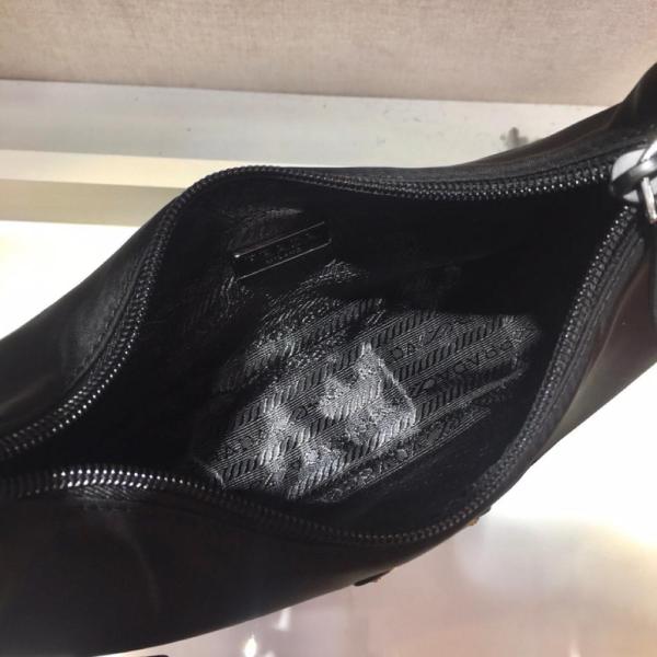 Handbag Prada 1NE515 Black size 23*13*5cm 