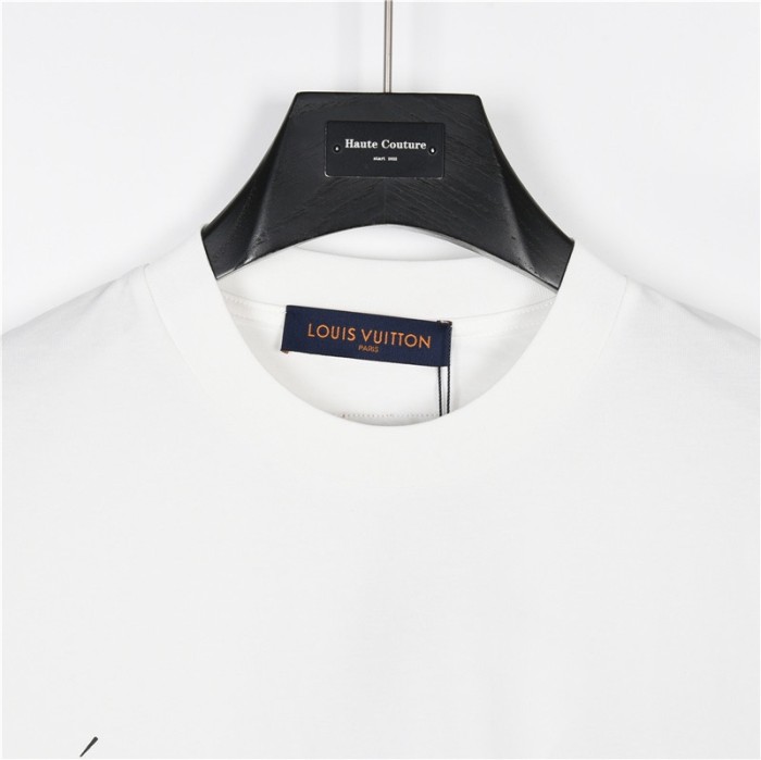 Clothes Louis Vuitton 774