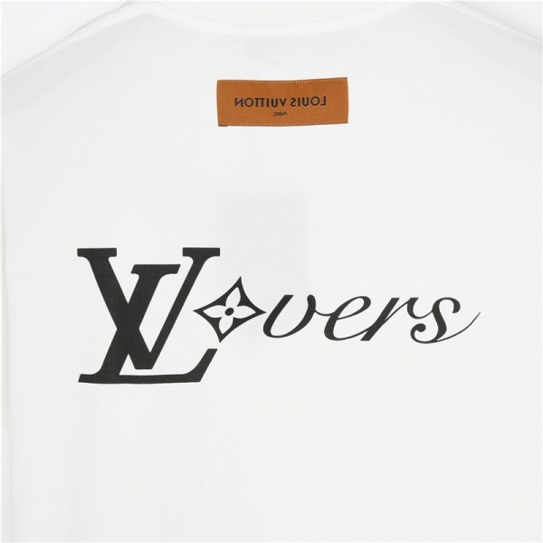 Clothes Louis Vuitton 774