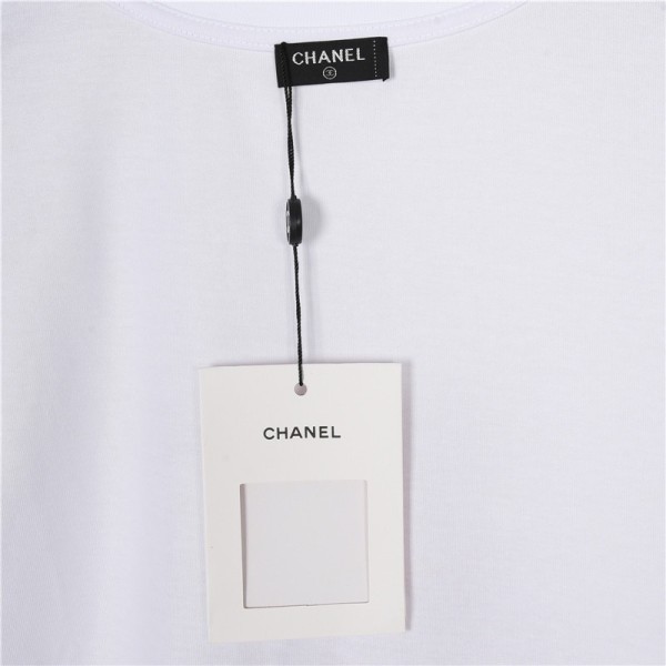 Clothes CHANEL 41