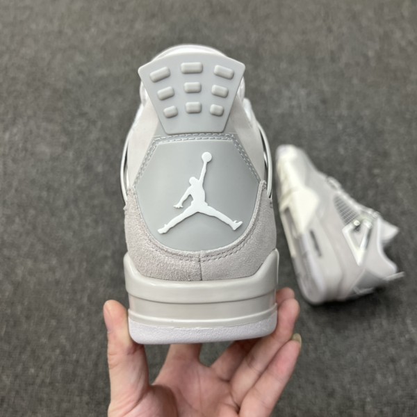 Jordan 4 Retro Frozen Moments (W)