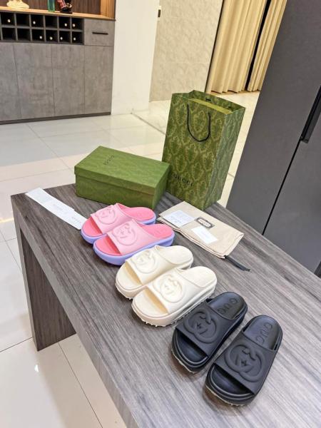 GUCCI Slide Sandals Candy Pink Women's