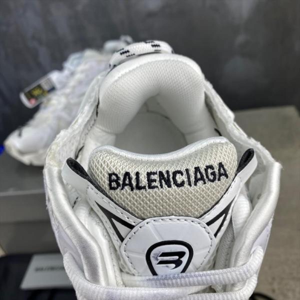 Balenciaga Runner Graffiti White