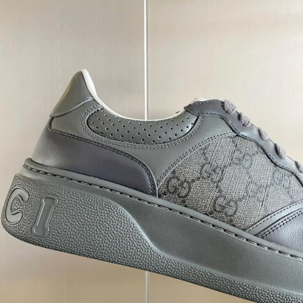 Gucci LACE-UP SNEAKER grey leather