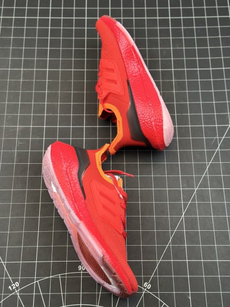 adidas Ultra Boost 22 Vivid Red Turbo