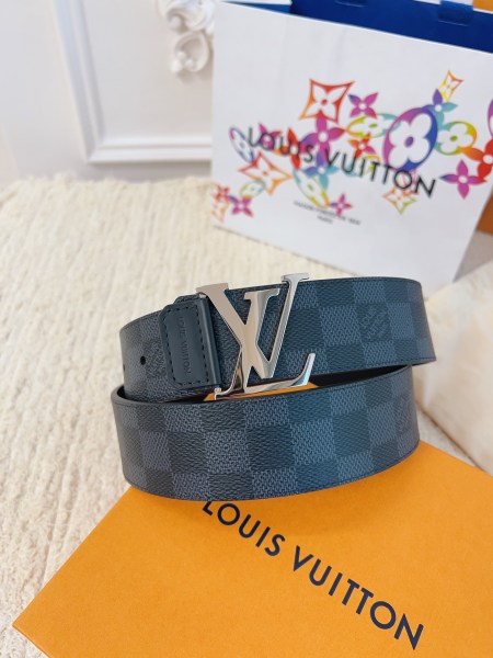 Louis Vuitton Belt 24 (width 4cm)