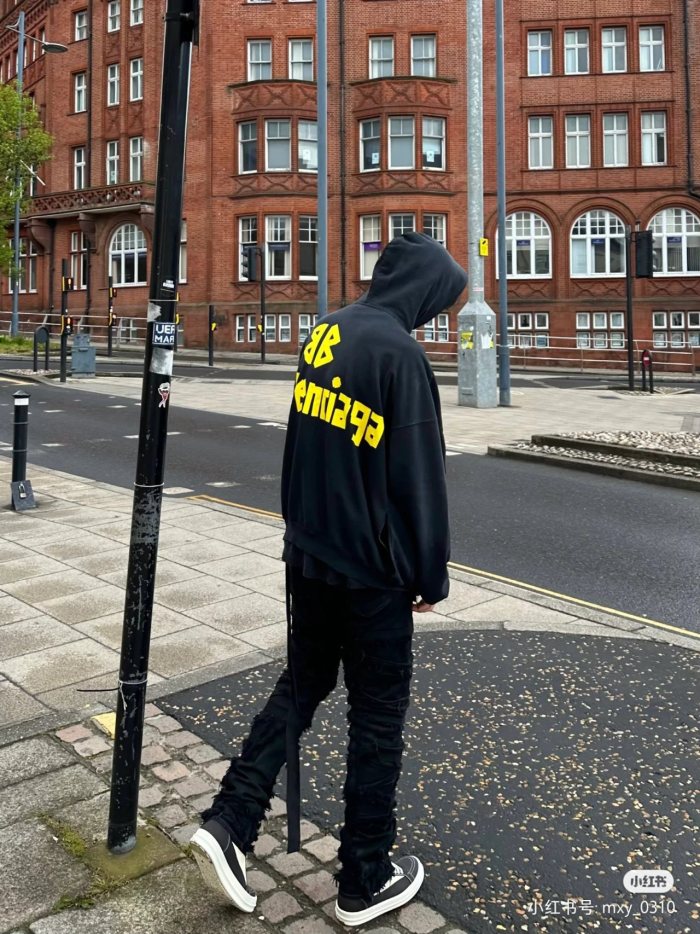 Clothes Balenciaga 526