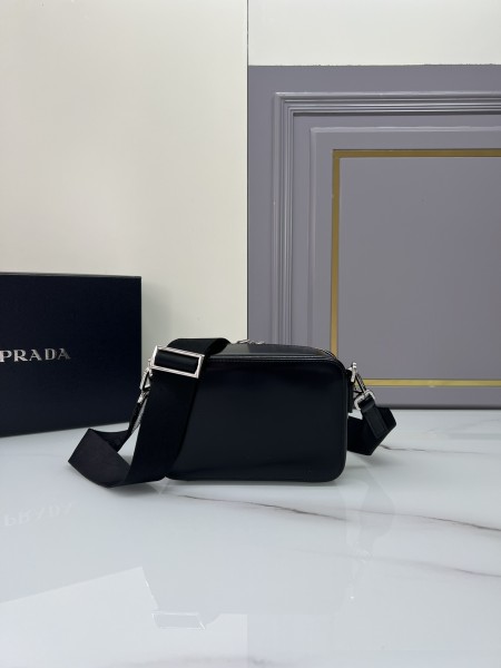 Handbags Prada 2VH070-789-F0002-V-EMP size 19*5.5*12.5 cm