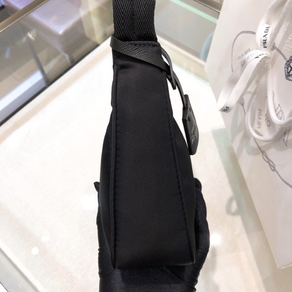 handbags prada Hobo 1NE515 re-edition 2000   Size:22*17*6